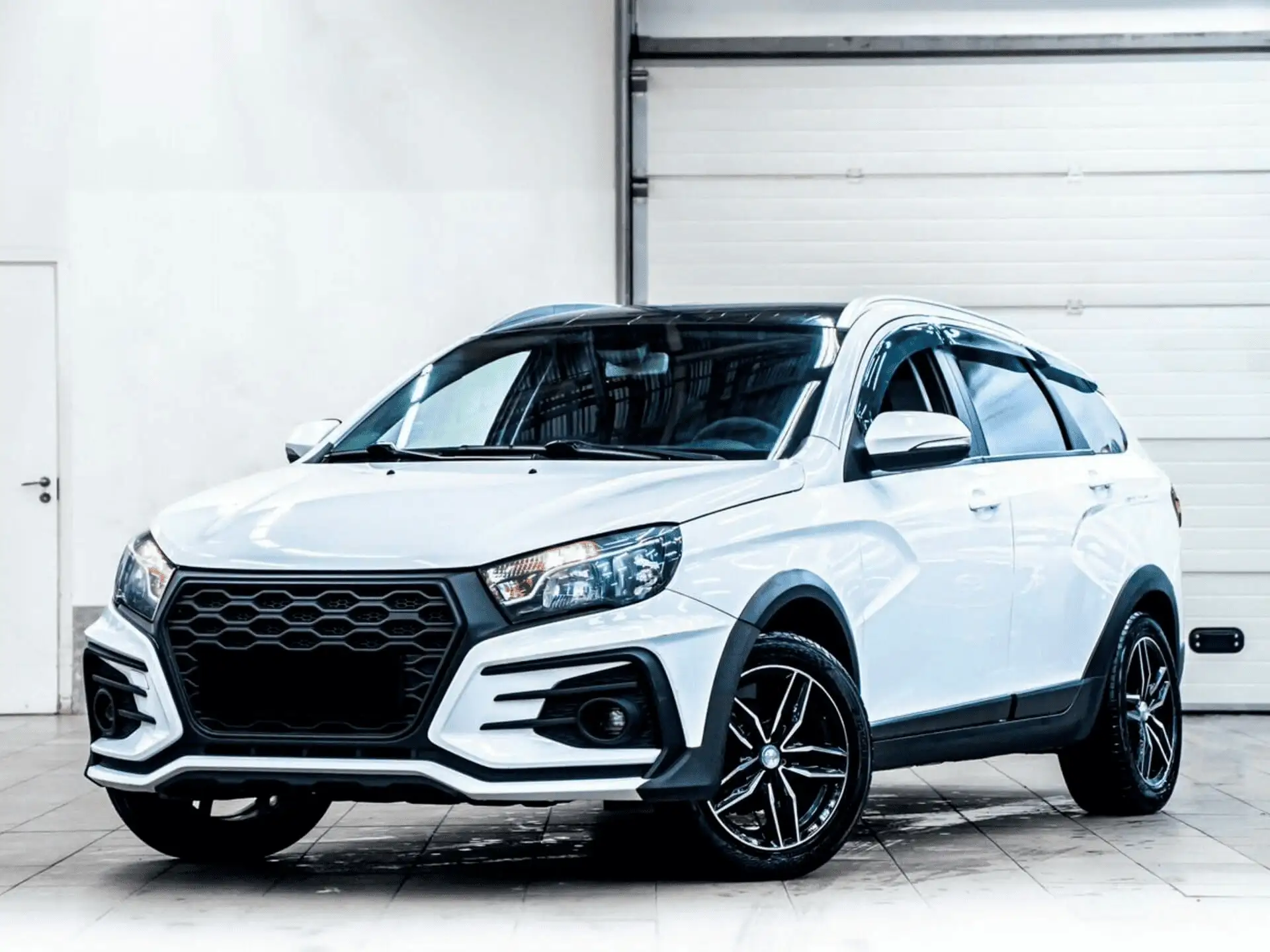 Lada Vesta SW Cross в Тюмень - фото №1